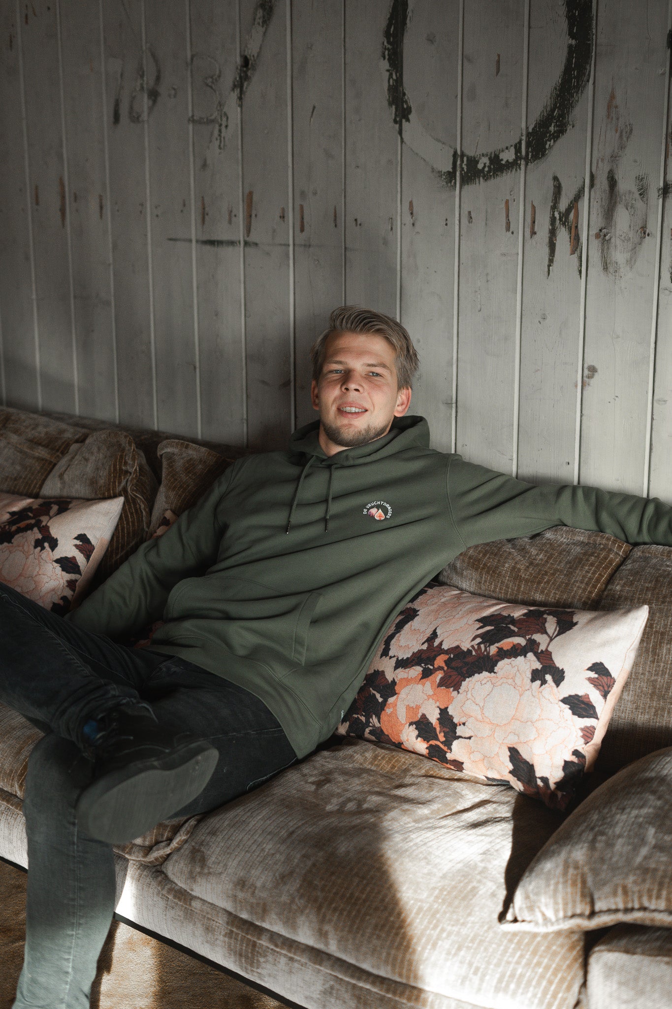 Vruchtdragers Hoodie Khaki green